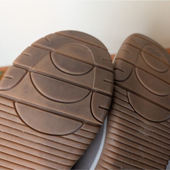 UGG Lakesider Sneaker Boots 7.5 - Picture 5 of 7